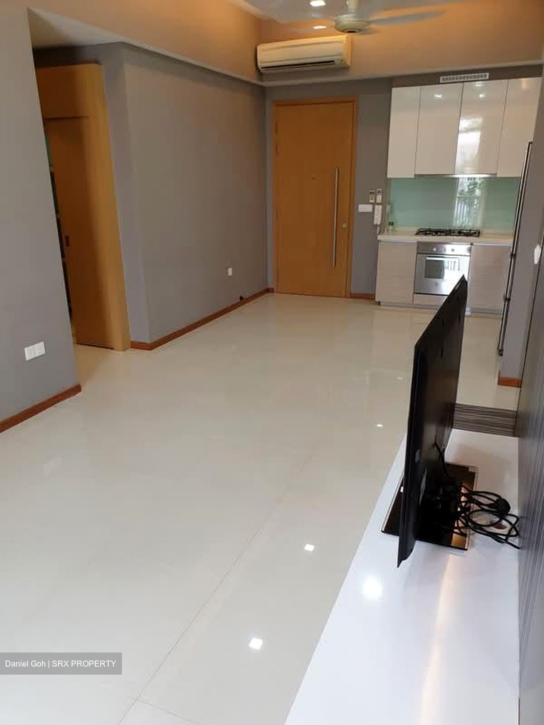 The Waterline (D19), Condominium #570172071